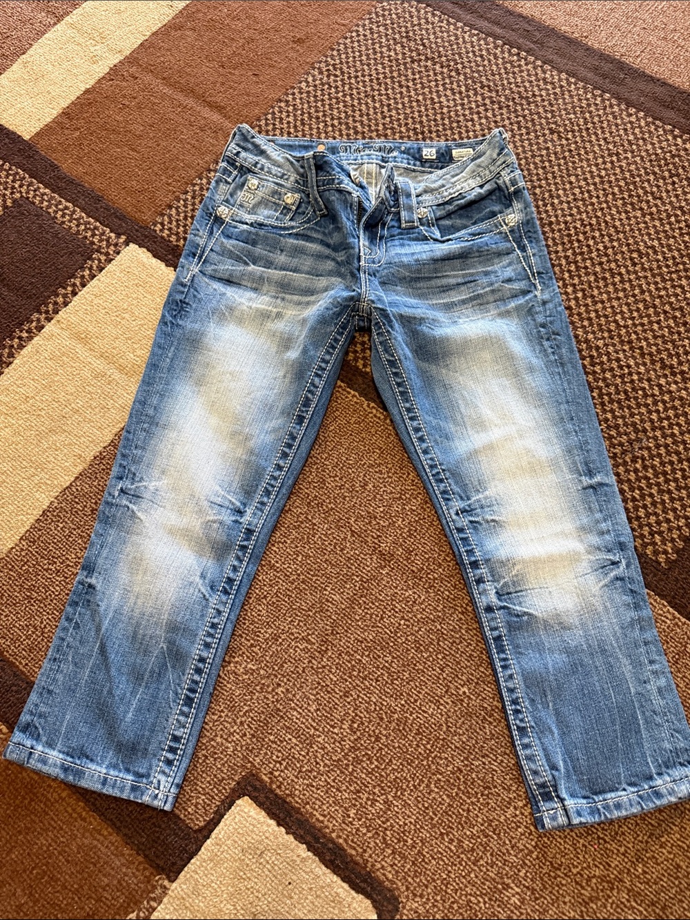 Miss Me Women's Light Blue Washed Capris